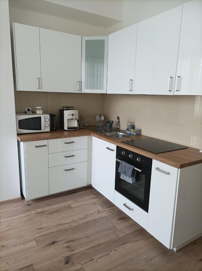 Stylovy Apartman Zemplinska Prešov Buitenkant foto